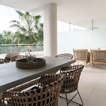 Stylish Modern Lejlighed *